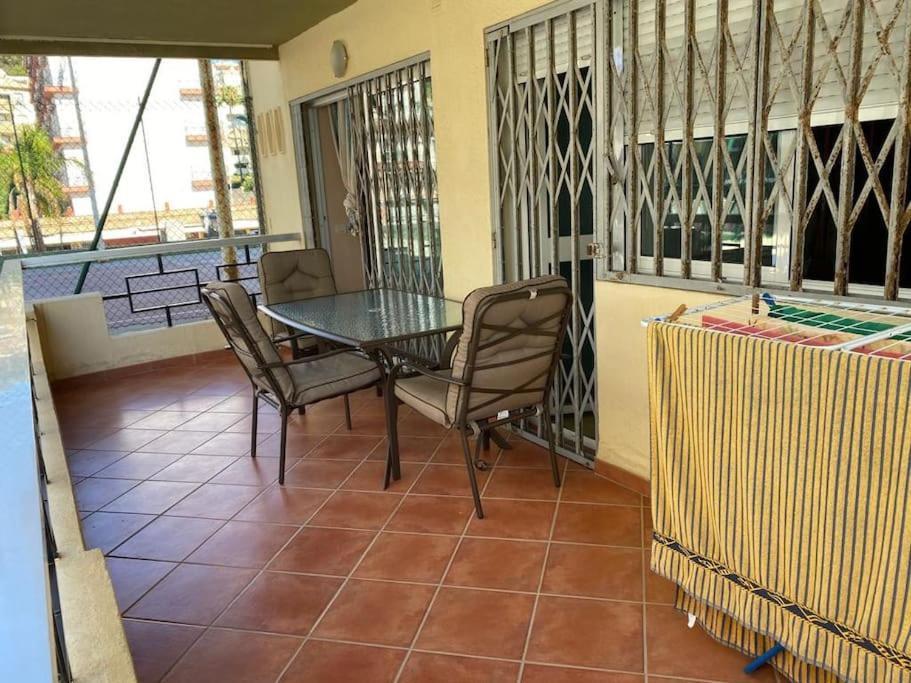 Magnifico Apartamento En La Carihuela, Torremolino Torremolinos Zewnętrze zdjęcie