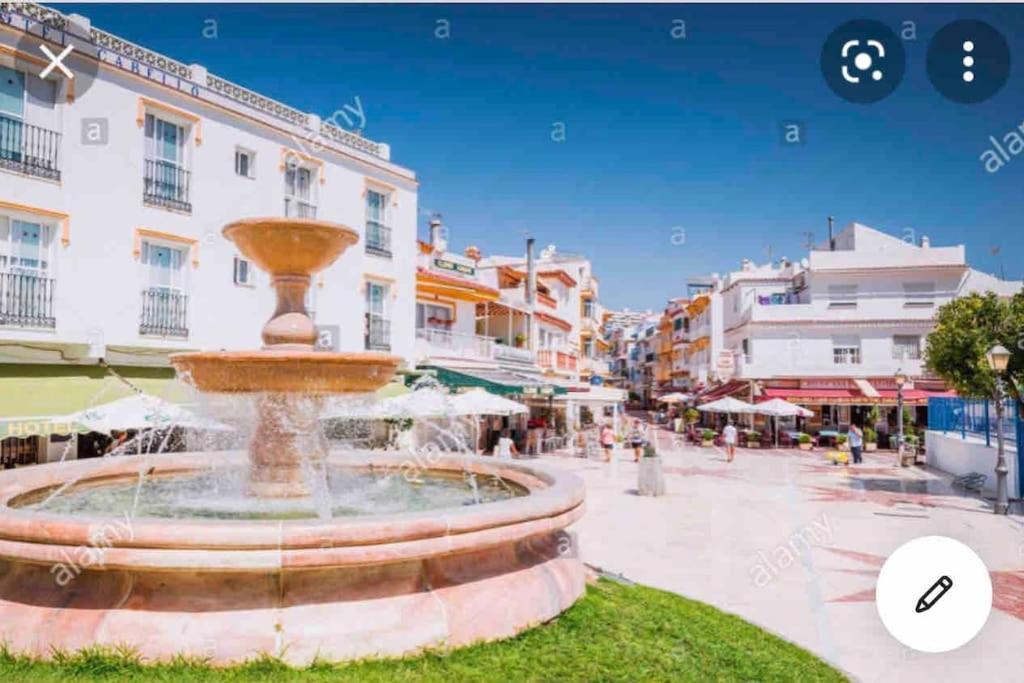 Magnifico Apartamento En La Carihuela, Torremolino Torremolinos Zewnętrze zdjęcie