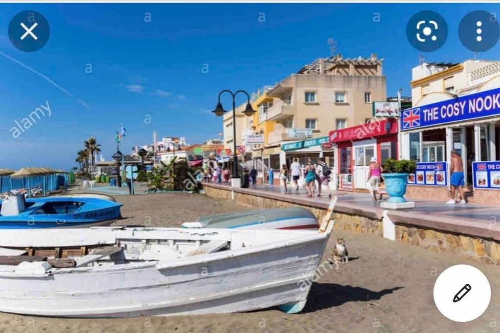 Magnifico Apartamento En La Carihuela, Torremolino Torremolinos Zewnętrze zdjęcie